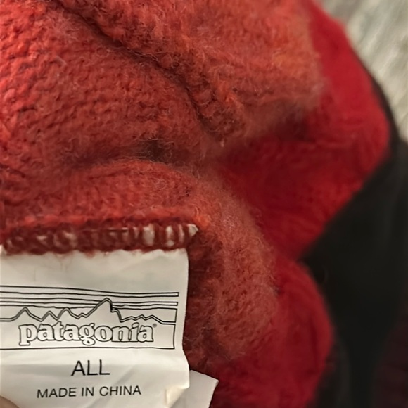 Patagonia Women’s  Beenie hat - Picture 11 of 13
